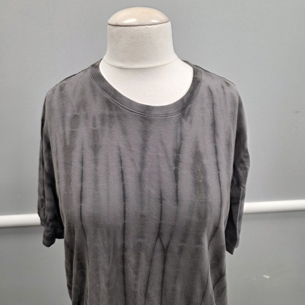 Men's Gray Tie-Dye Short Sleeve Tee - Picture 3 of 9